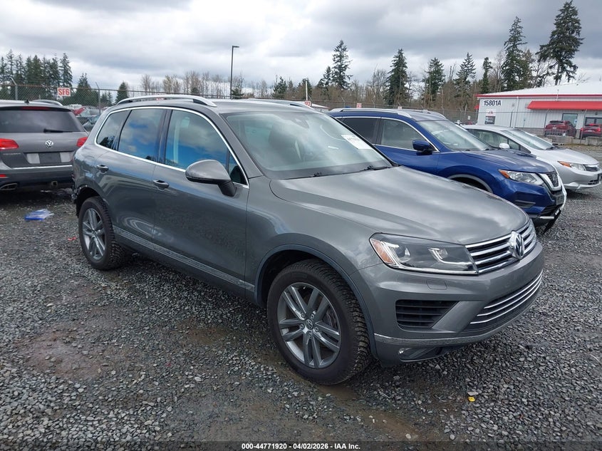 2016 Volkswagen Touareg Vr6 Lux VIN: WVGEF9BP4GD002352 Lot: 44771920