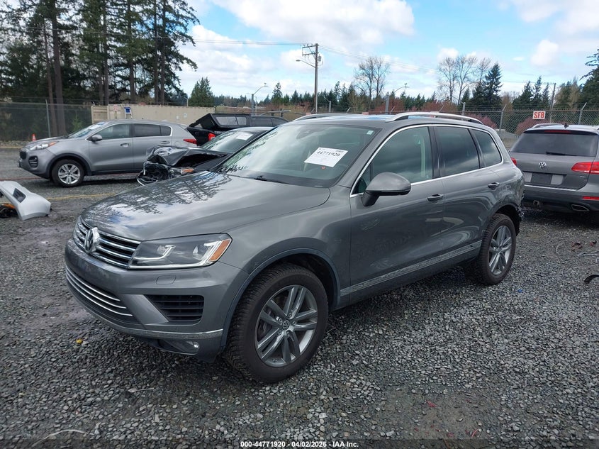 2016 Volkswagen Touareg Vr6 Lux VIN: WVGEF9BP4GD002352 Lot: 44771920