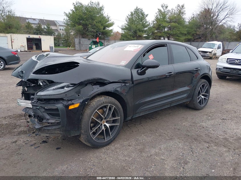 2022 Porsche Macan WP1AA2A59NLB05485 photo 1