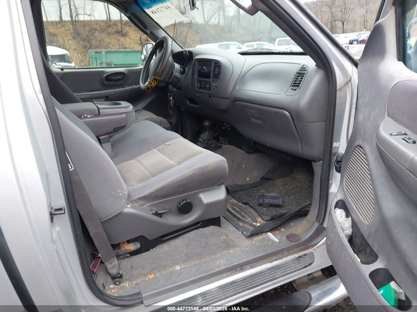 2003 Ford F-150 Xl/Xlt