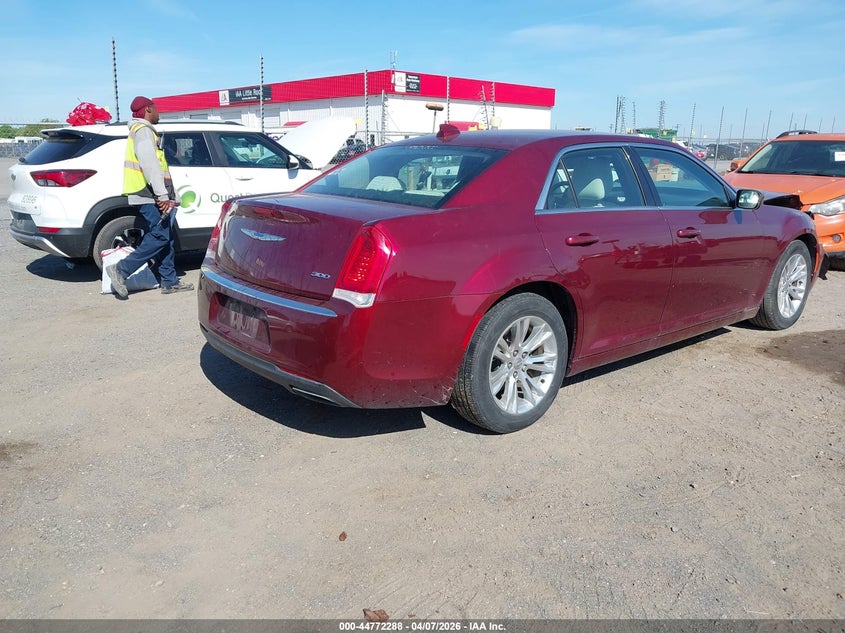 2018 Chrysler 300 Touring