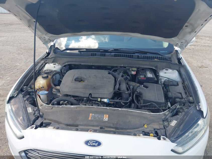 2015 Ford Fusion 1.5 Se white Lot 111044772376 Vin 3FA6P0HD5FR233612