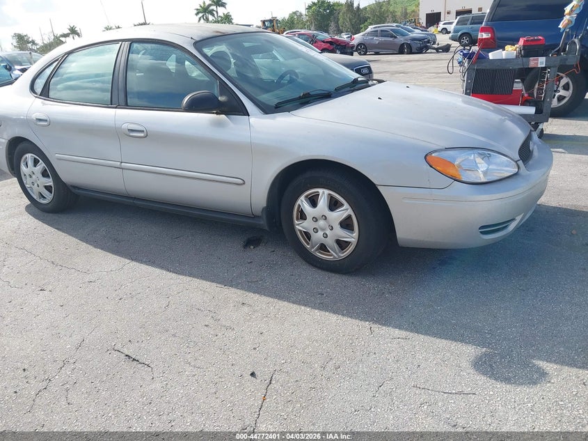 2005 Ford Taurus Se