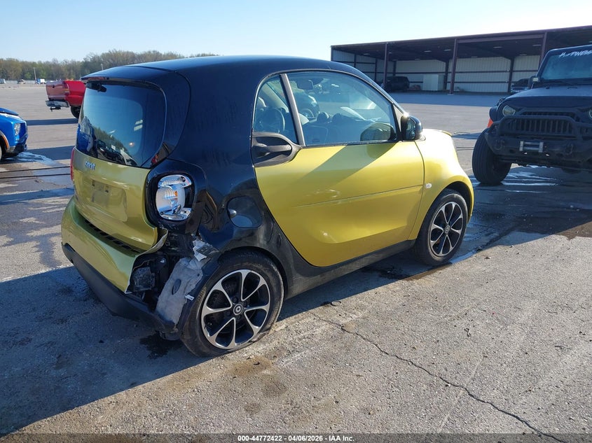 Vin: wmefj5da7gk074913, lot: 45269670, smart fortwo passion 20164