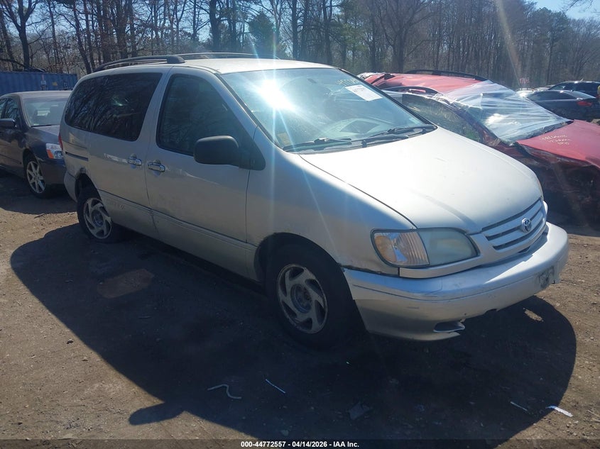 2002 Toyota Sienna Le