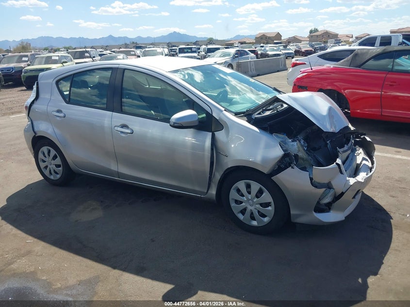 2013 Toyota Prius C Three VIN: JTDKDTB31D1547347 Lot: 44772656