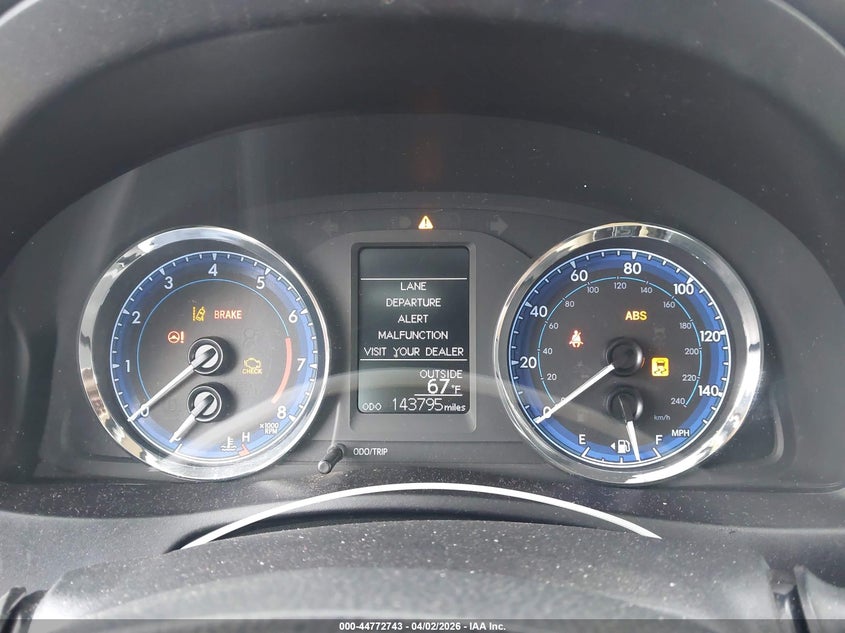 2017 TOYOTA COROLLA auction photo 7