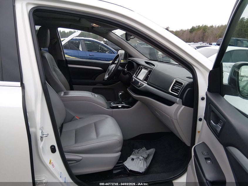 2016 Toyota Highlander Xle V6