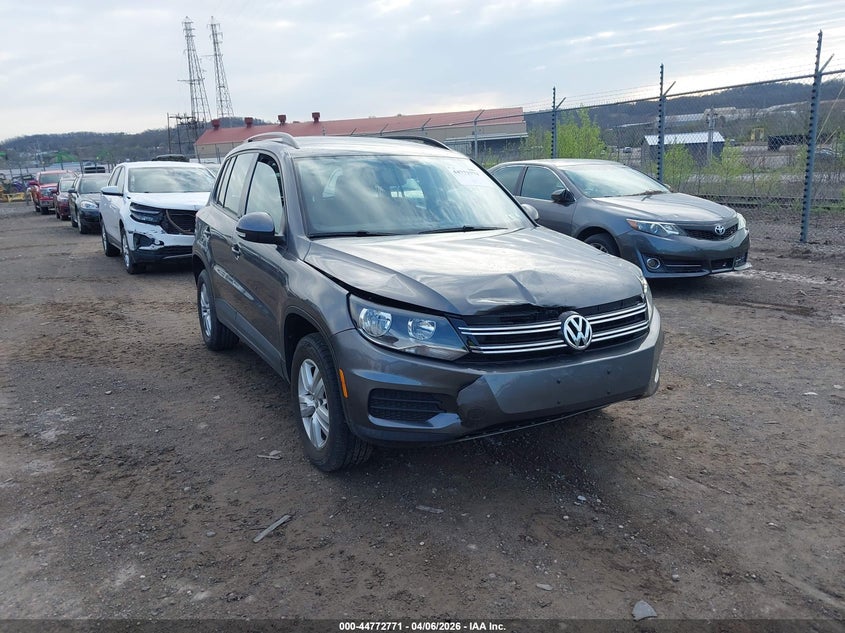 2016 Volkswagen Tiguan S