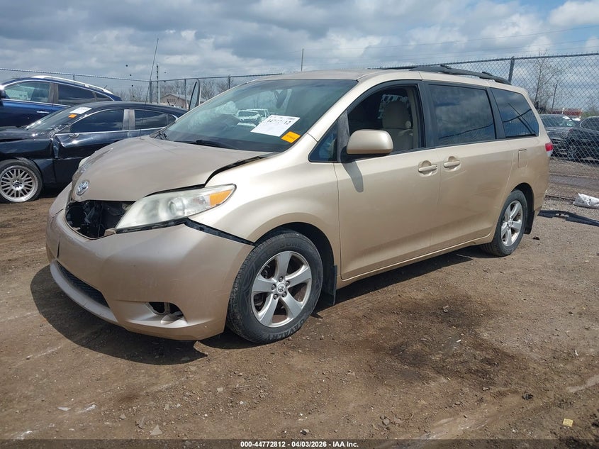 2011 Toyota Sienna Le V6