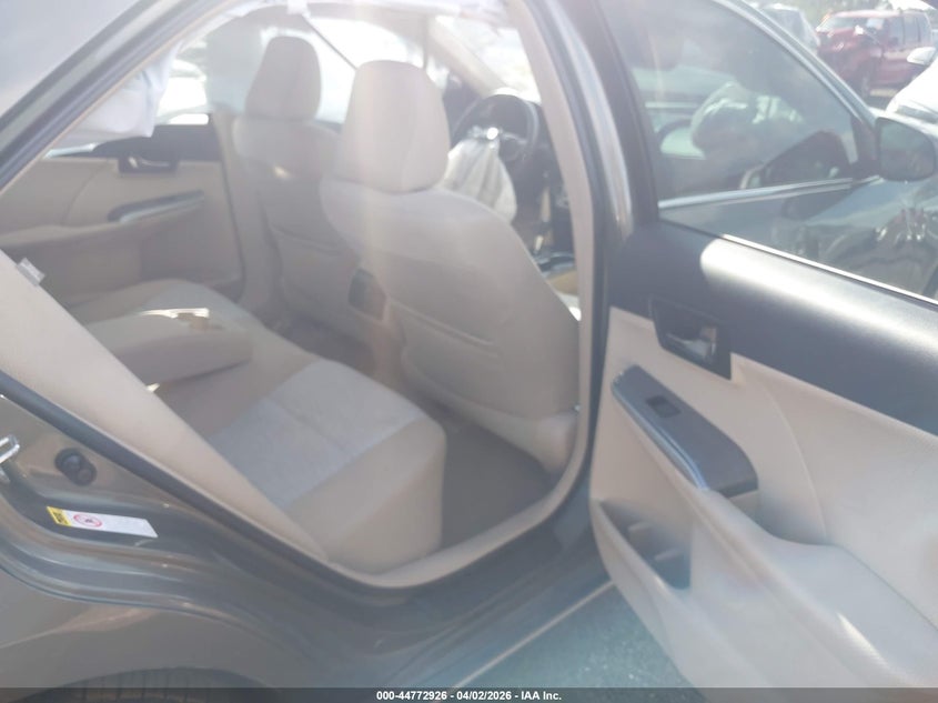 2012 TOYOTA CAMRY HYBRID auction photo 8
