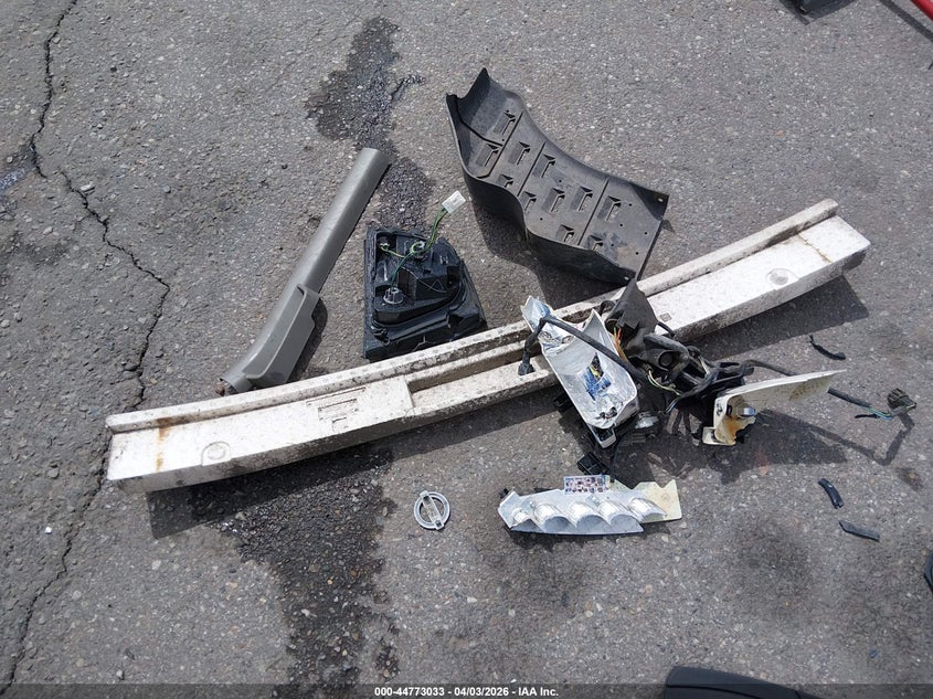 2005 Nissan Sentra 1.8S VIN: 3N1CB51D35L584526 Lot: 44773033