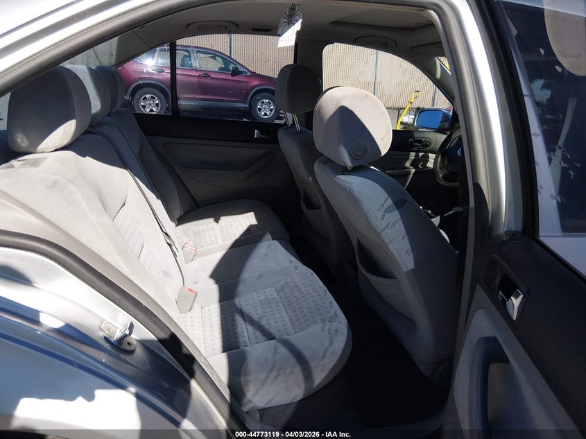 2003 Volkswagen Jetta Gls 1.8T VIN: 3VWSE69M73M073173 Lot: 44773119