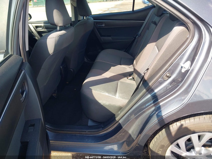 VIN 2T1BURHE2HC814962 2017 TOYOTA COROLLA LE