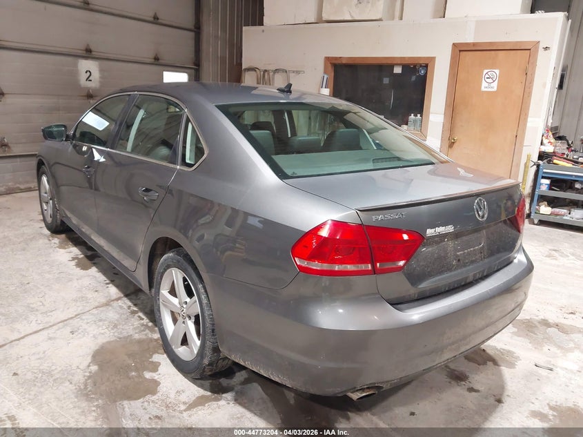 2013 Volkswagen Passat 2.5L Se