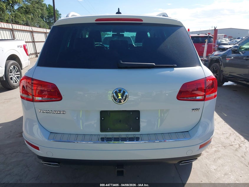 2014 Volkswagen Touareg Tdi Sport VIN: WVGEP9BPXED012118 Lot: 44773405