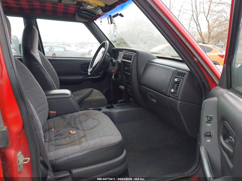 1999 Jeep Cherokee Classic/Sport