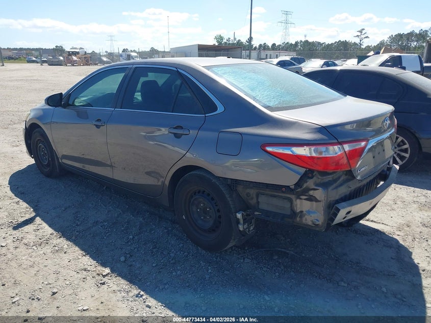 2016 Toyota Camry Le
