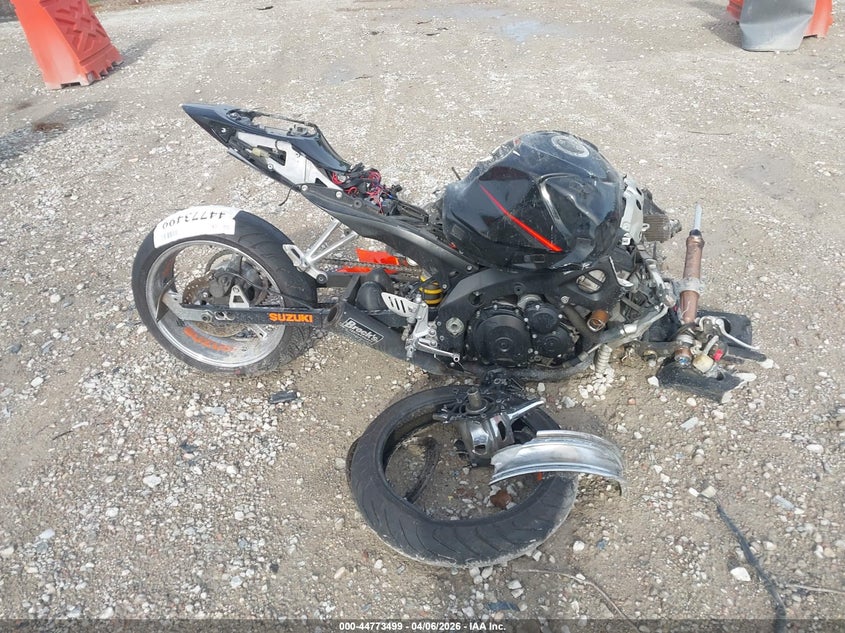 2007 Suzuki Gsx-R1000 VIN: JS1GT77A372107999 Lot: 44773499
