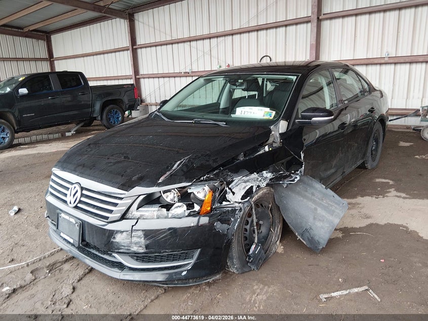 2014 Volkswagen Passat 1.8T S