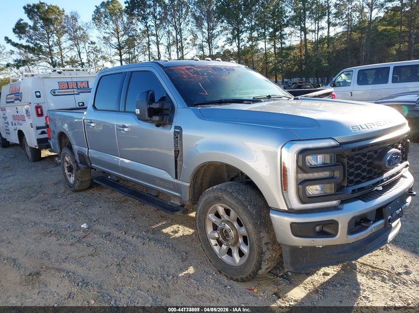 2024 FORD F-250 LARIAT