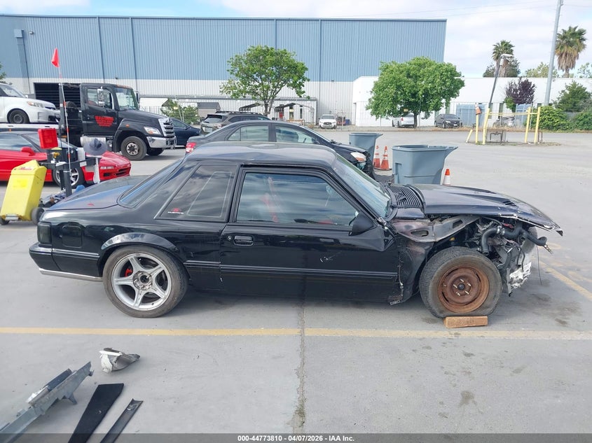 1988 Ford Mustang Lx VIN: 1FABP40A2JF260148 Lot: 44773810