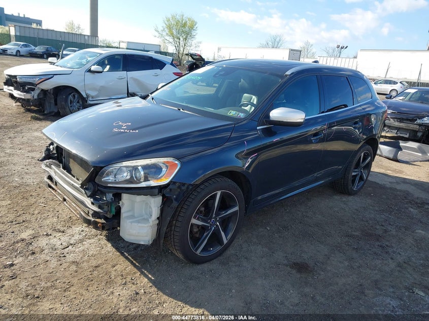 2014 Volvo Xc60 T6 R-Design Platinum