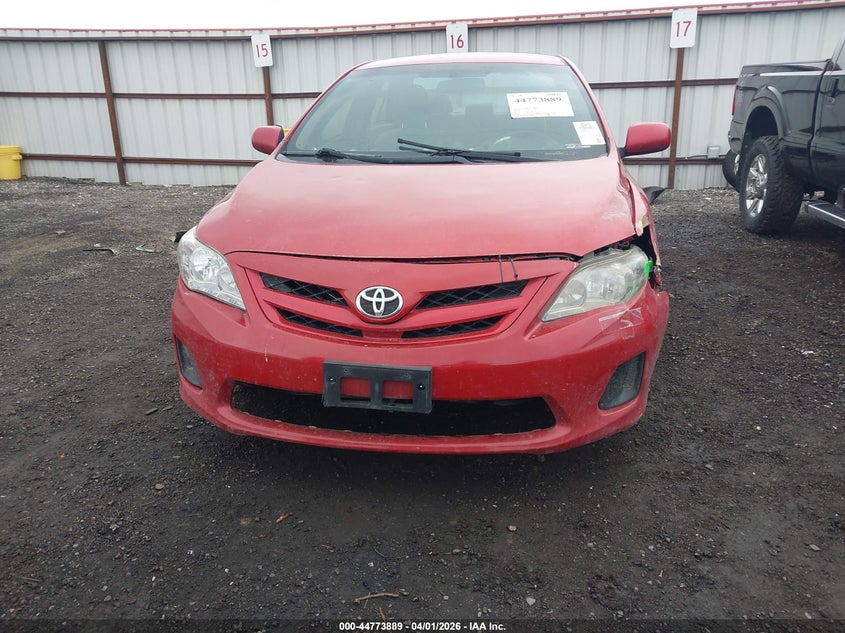 2012 Toyota Corolla 1.8 Le red Lot 111044773889 Vin 2T1BU4EE1CC849671