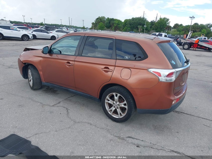 2014 Mitsubishi Outlander Se
