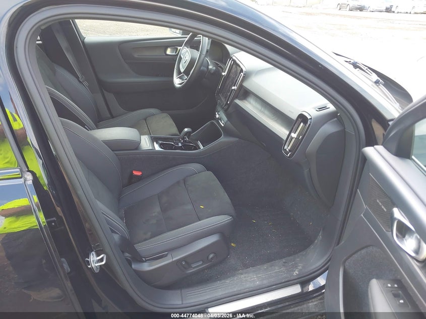 2023 Volvo C40 Recharge Pure Electric Twin Ultimate