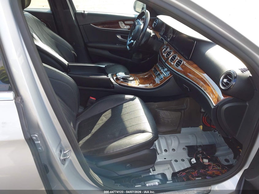 2019 MERCEDES-BENZ E 300 auction photo 5