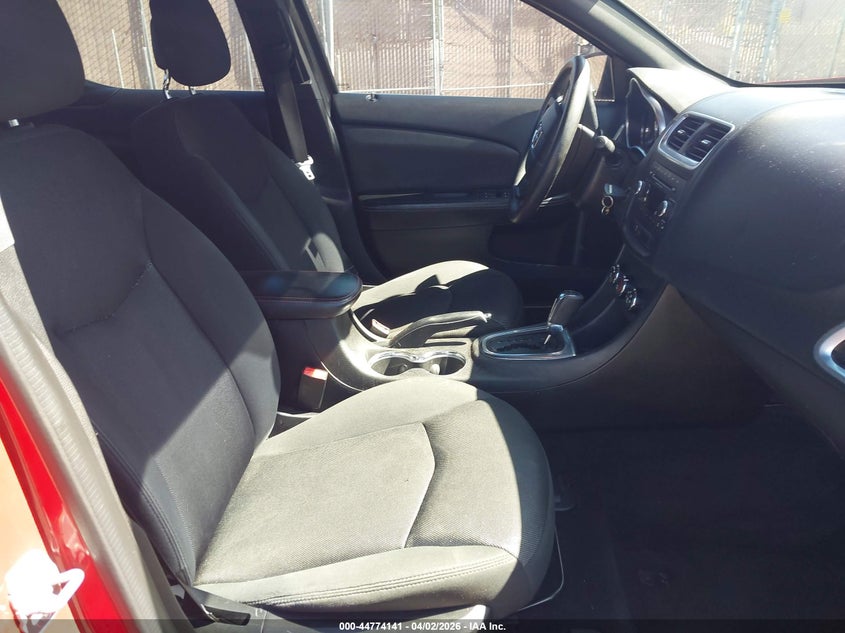 2014 Dodge Avenger Se