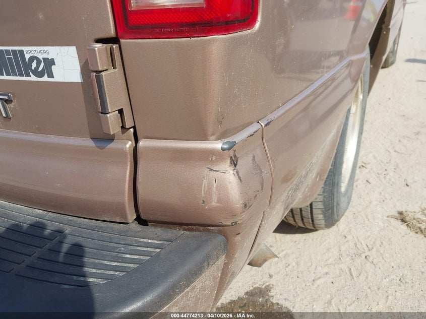 1999 Chevrolet Astro VIN: 1GNEL19W2XB114369 Lot: 44774213