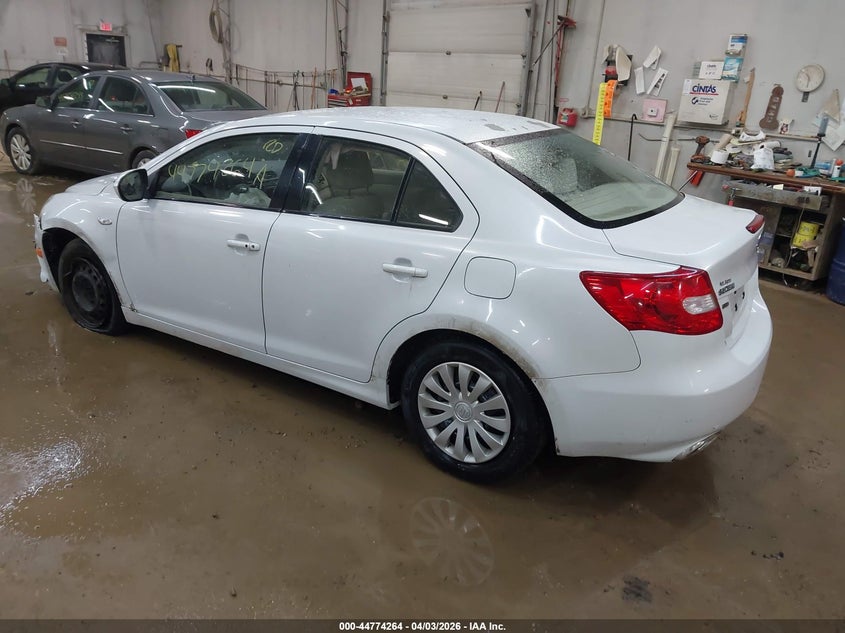 2010 Suzuki Kizashi S