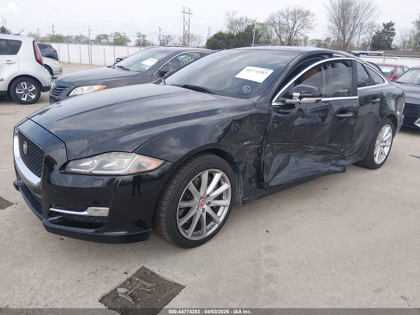 2016 Jaguar Xj R-Sport