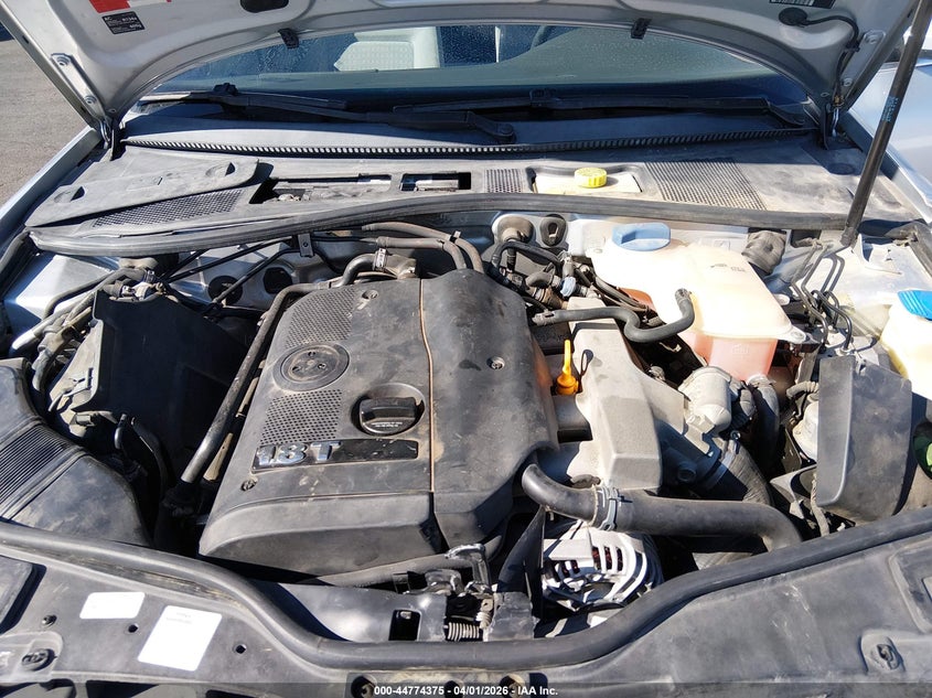 2002 Volkswagen Passat Gls VIN: WVWPD63B62P352979 Lot: 44774375