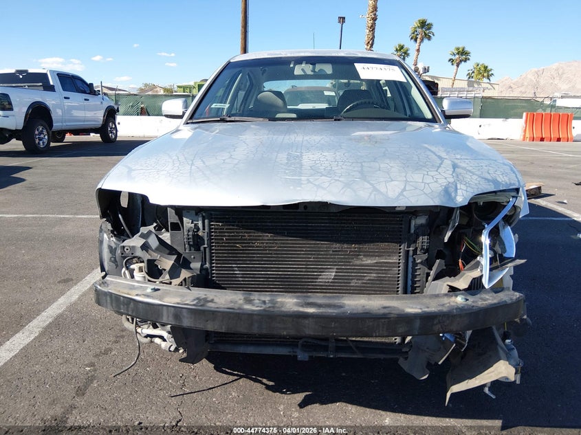 2002 Volkswagen Passat Gls VIN: WVWPD63B62P352979 Lot: 44774375