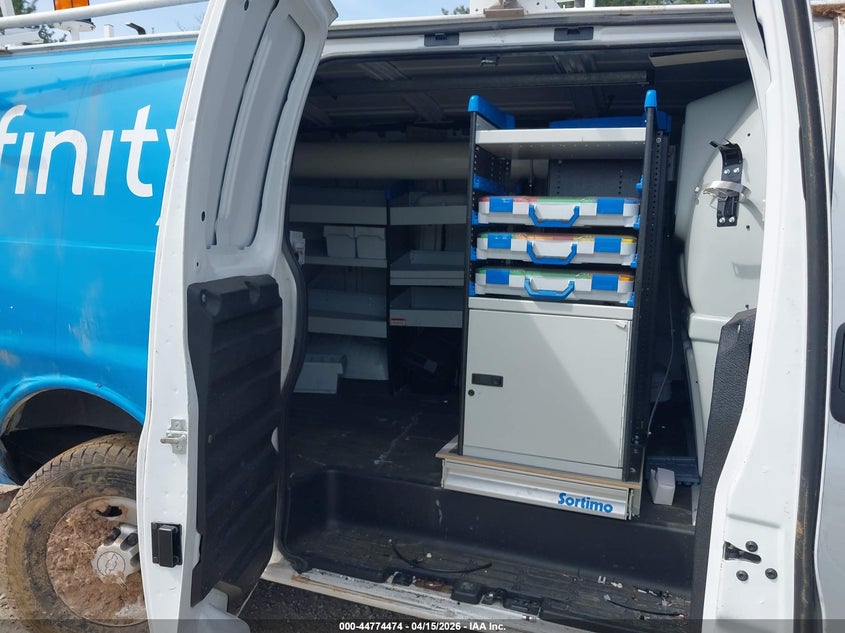 2015 Chevrolet Express 2500 Work Van VIN: 1GCWGFCF9F1151561 Lot: 44774474