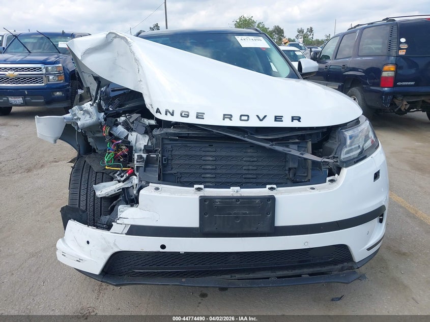 2021 Land Rover Range Rover Velar P250 S VIN: SALYJ2EX8MA314327 Lot: 44774490