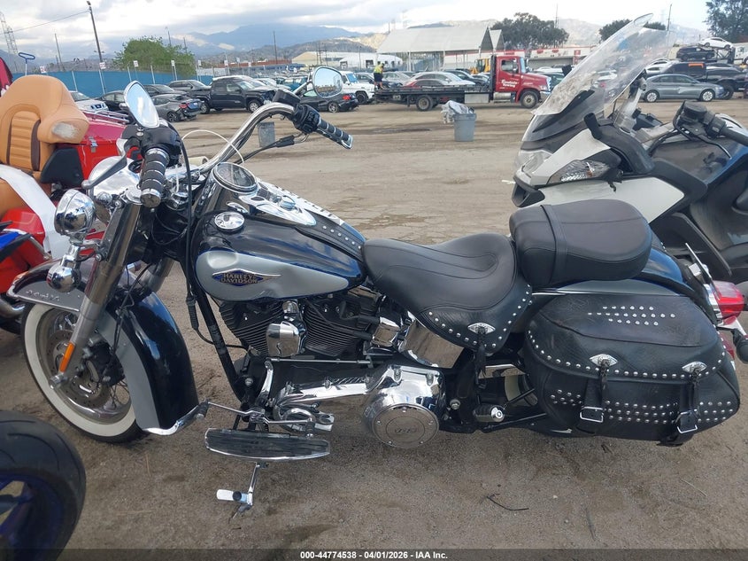 2013 Harley-Davidson Flstc Heritage Softail Classic VIN: 1HD1BWV13DB049091 Lot: 44774538