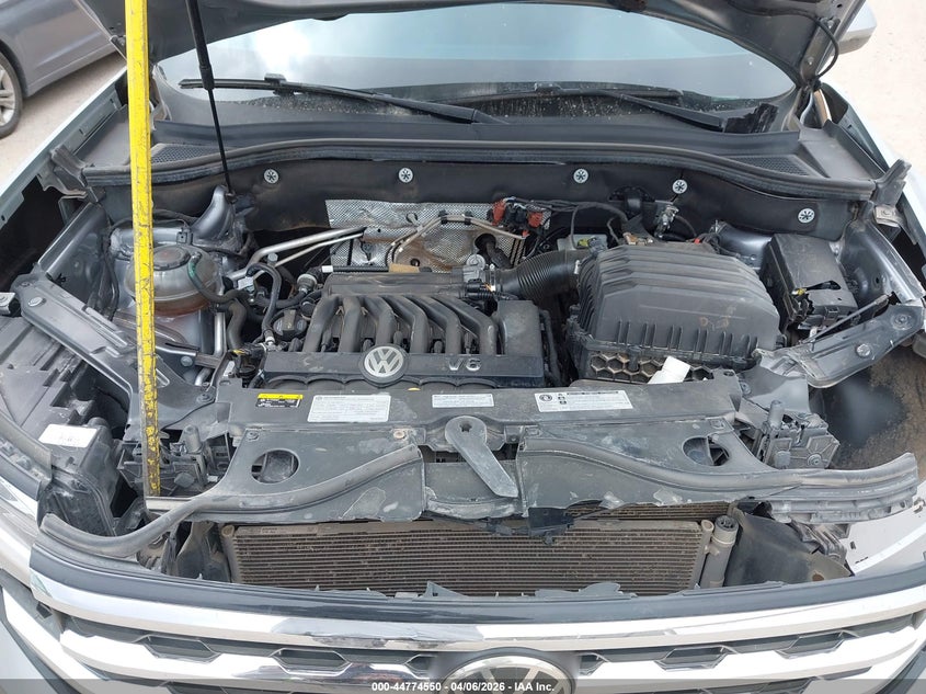 2020 Volkswagen Atlas Cross Sport 3.6L V6 Se W/Technology/3.6L V6 Se W/Technology R-Line VIN: 1V2YE2CA1LC213996 Lot: 44774550