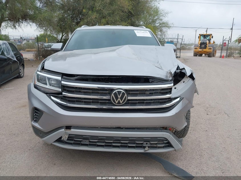 2020 Volkswagen Atlas Cross Sport 3.6L V6 Se W/Technology/3.6L V6 Se W/Technology R-Line VIN: 1V2YE2CA1LC213996 Lot: 44774550