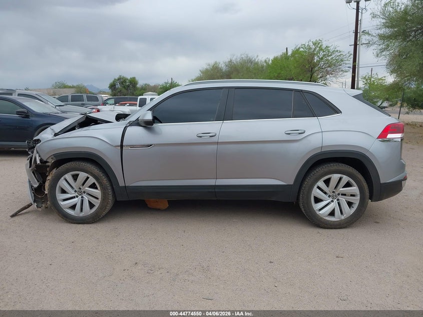 2020 Volkswagen Atlas Cross Sport 3.6L V6 Se W/Technology/3.6L V6 Se W/Technology R-Line VIN: 1V2YE2CA1LC213996 Lot: 44774550
