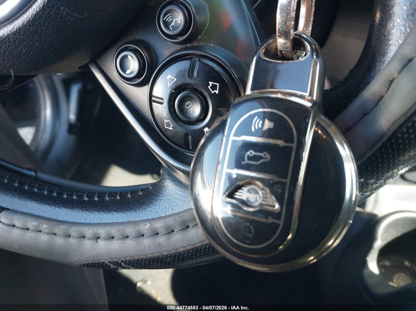 2014 Mini Hardtop Cooper VIN: WMWXM5C59ET935219 Lot: 44774553