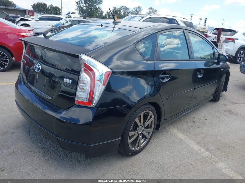 2013 Toyota Prius Three