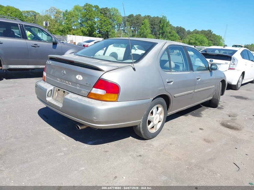 1999 Nissan Altima Gle/Gxe/Se/Se-L/Xe