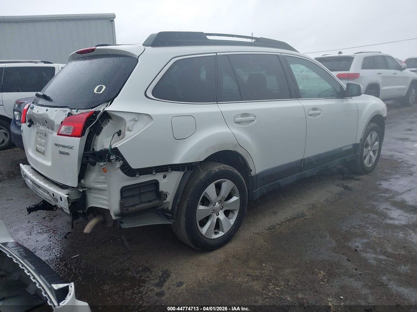 2010 Subaru Outback 3.6R Limited