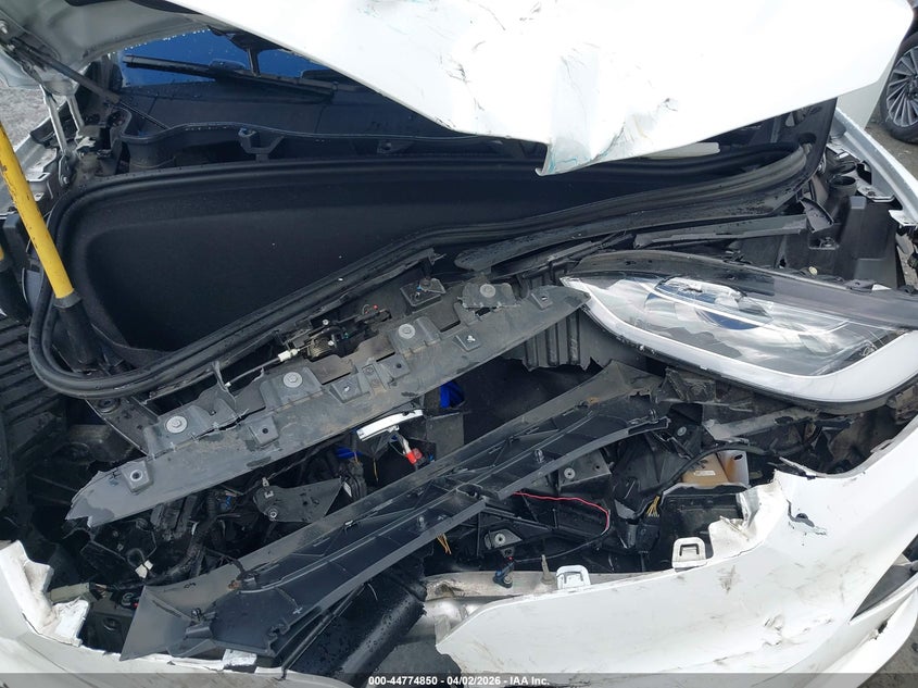 2022 Tesla Model X Dual Motor All-Wheel Drive VIN: 7SAXCAE59NF354790 Lot: 44774850