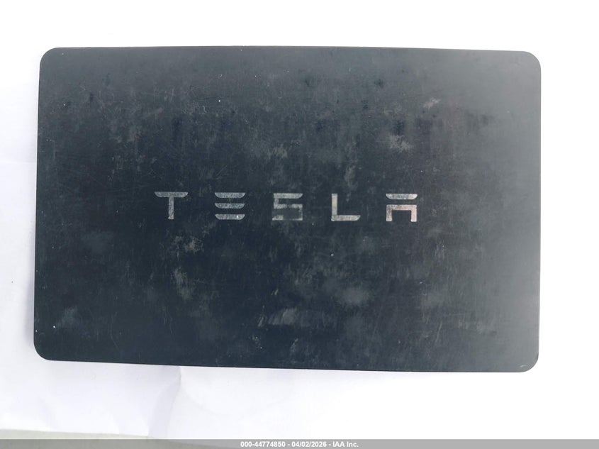 2022 Tesla Model X Dual Motor All-Wheel Drive VIN: 7SAXCAE59NF354790 Lot: 44774850