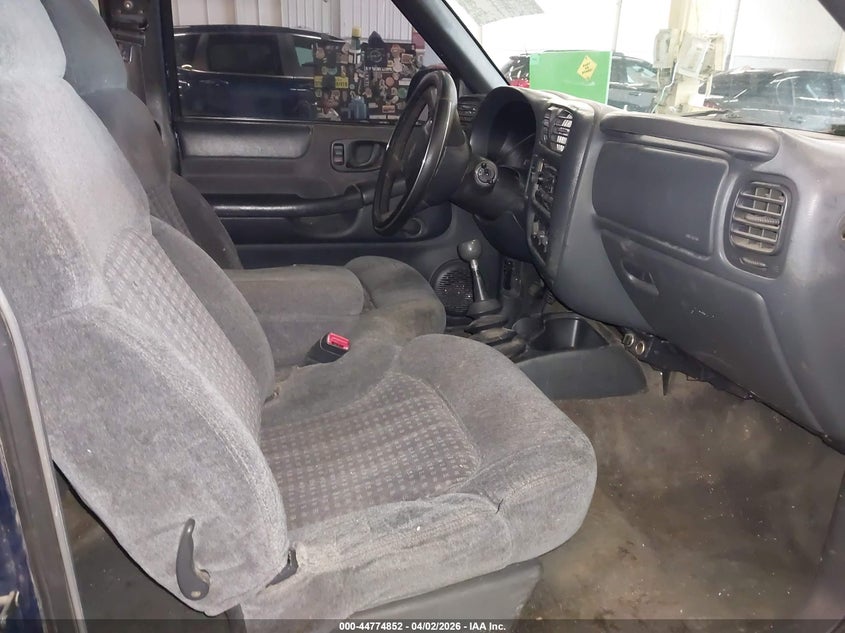 2000 Chevrolet S-10 Ls